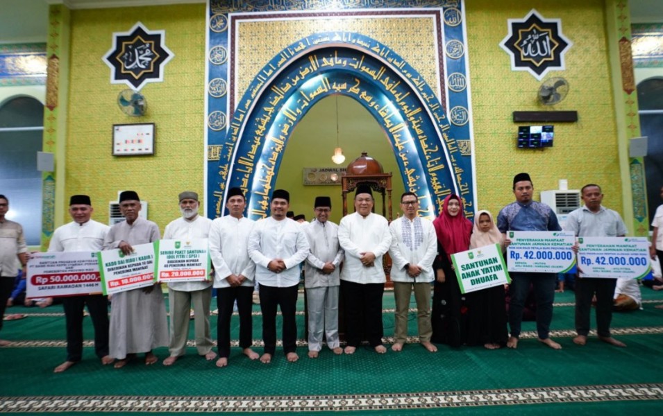 Safari Ramadan di Masjid Nurul Ibadah, Warga Antusias Sambut Wagubri SF Hariyanto
