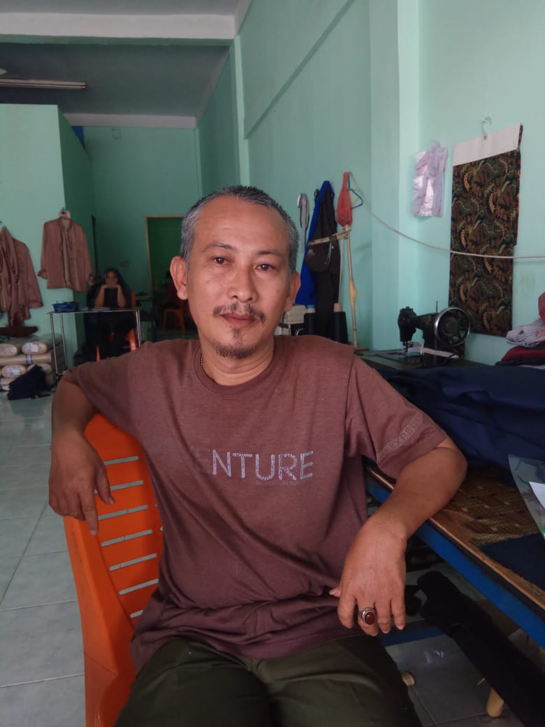 Ketua Komite Bantah Adanya Pungutan Uang Baju di SMK N 1 Pangkalan Kerinci