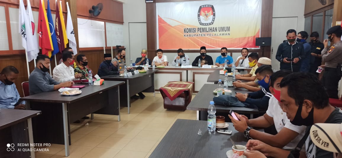 KPU Pelalawan Tidak Benarkan Para Calon Bawa Massa