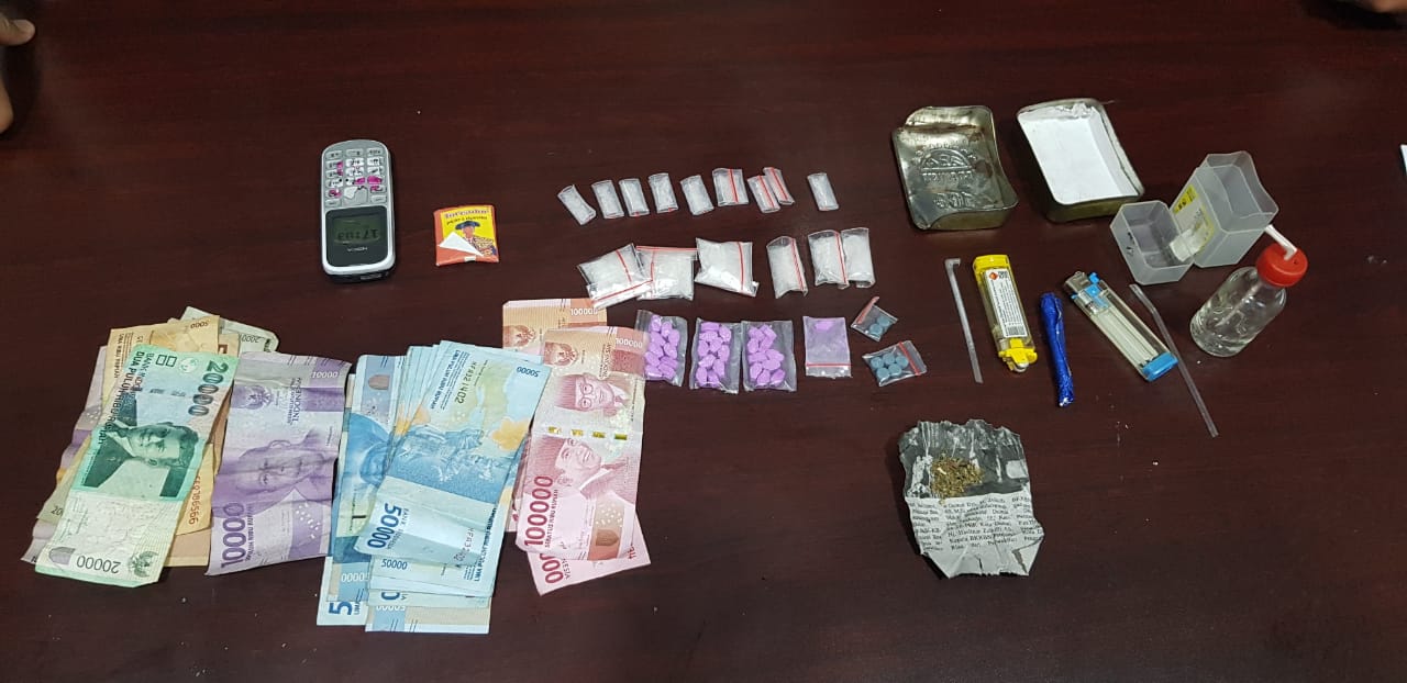 1 Hari Polsek Bangko Cokok 3 Pengedar Narkoba,1 DPO.