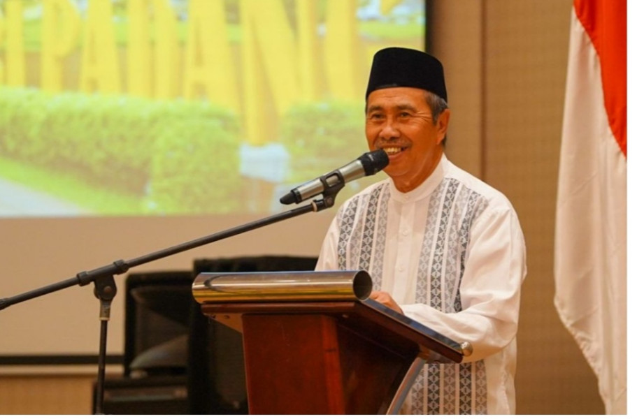 Resmi Dikukuhkan, Gubri Syamsuar ajak DPD Iluni UNP se Riau Tingkatkan Kualitas SDM