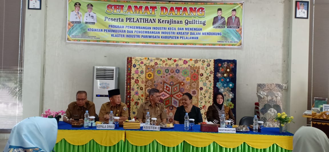 Disperindagsarkop dan UMKM Taja Pelatihan Kerajinan Quilting