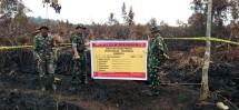 Pasang Spanduk Imbauan di Sungai Anak Kamal, Mabes TNI Tegaskan Larangan Bakar Lahan