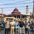 Idul Fitri Hijau, Polres Dumai Bagikan THR Bibit Pohon Kepada Masyarakat
