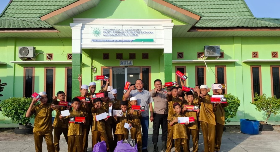 Berbagi Kebahagiaan Menjelang Lebaran, LPMK Jayamukti Santuni Anak Yatim