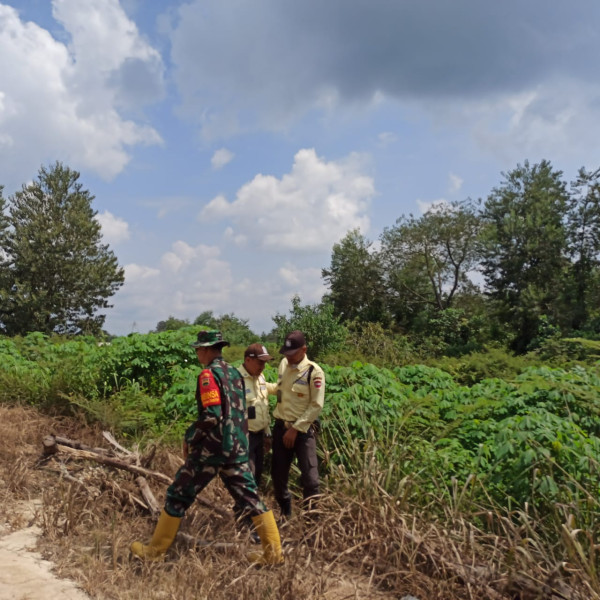 Serda Miftah Lakukan Komsos dan Patroli Cegah Karhutla di Batu Tritip