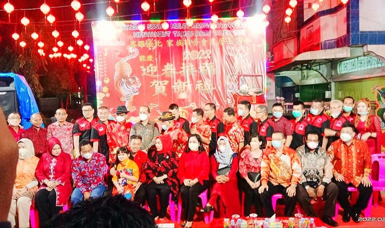 Rayakan Imlek, Bupati Afrizal Sintong Ajak Masyarakat Saling Bahu Membangun Rohil