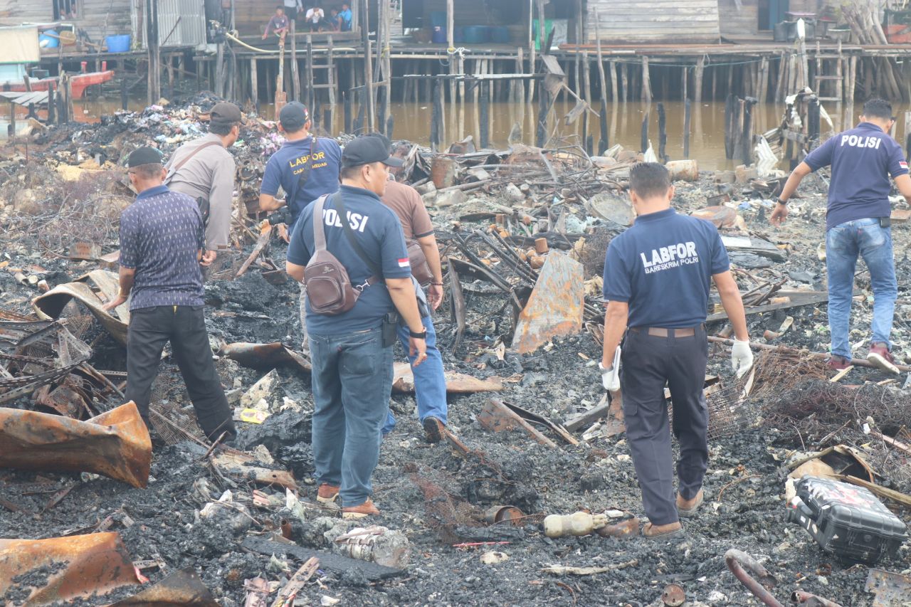 Selidiki Penyebab Kebakaran, Tim Puslabfor dari Medan Didatangkan Ke Desa Bekawan Mandah