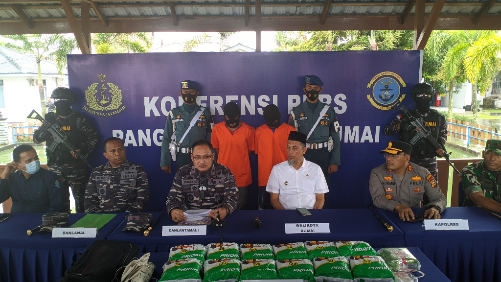 Tim F1QR Lanal Dumai, Berhasil Menggagalkan Upaya Penyeludupan Yang Diduga Sabu-sabu
