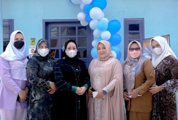 Ketua PKK Rohil Sanimar Afrizal Resmikan Amor Beauty & SPA