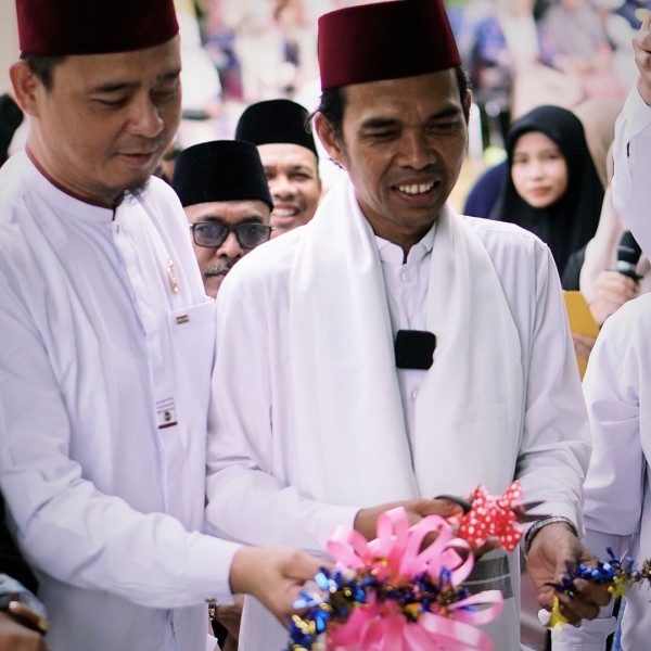 UAS dan Bupati Kuansing Resmikan Rumah Tahfidz Baitul Rusydi di Benai, Kuansing