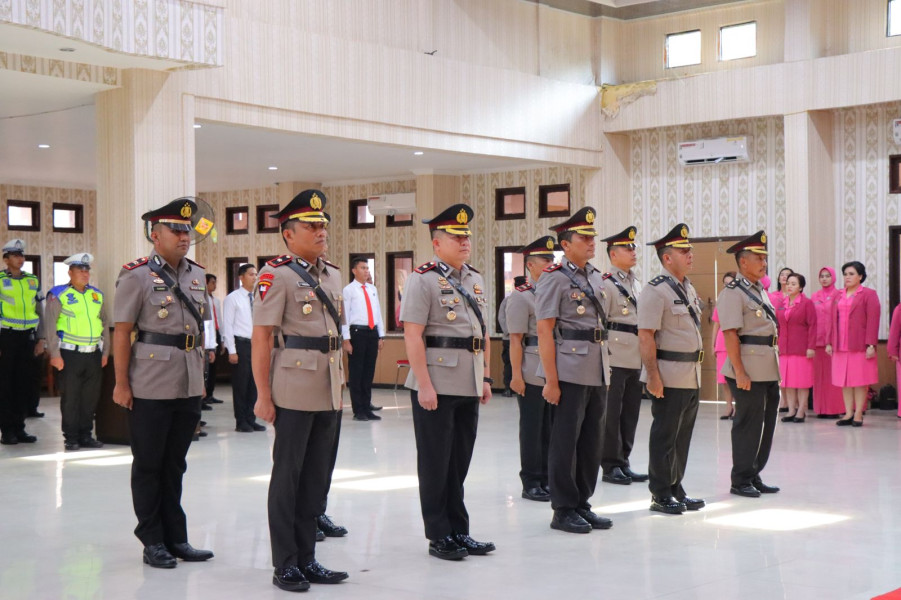 Gelar Sertijab Kompol Ricky Michael Mandey Jabat Wakapolres Rohil