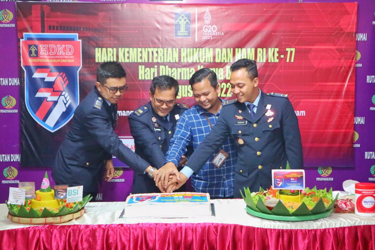 Rayakan Ulang Tahun Pertamanya di Bulan Agustus, Rutan Dumai Adakan Pemotongan Tumpeng