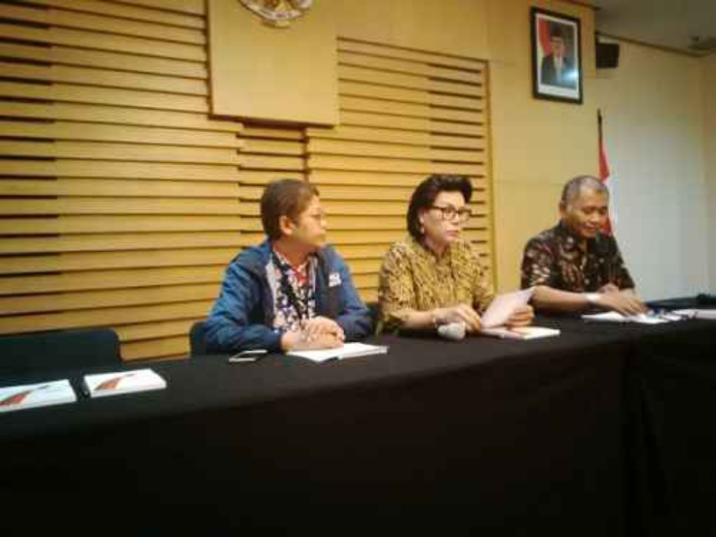 Wali Kota Nonaktif Cimahi dan Suami Ditetapkan KPK sebagai Tersangka