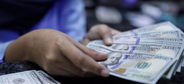 Pemerintah Juga Perlu Ikut Redam Gejolak Rupiah Tak Cuma BI