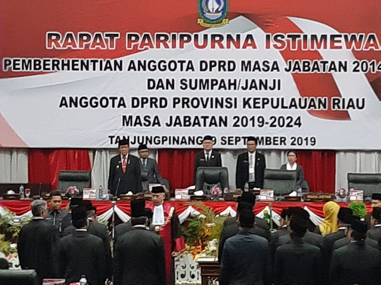 Sebanyak 45 Anggota DPRD Provinsi Kepri DiLantik  