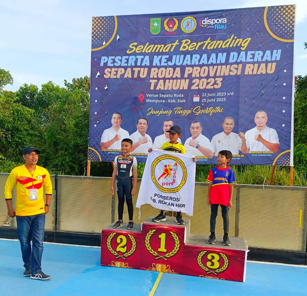 Raih Sederet Medali, Klub Sepatu Roda Rohil Dinobatkan Juara Umum III