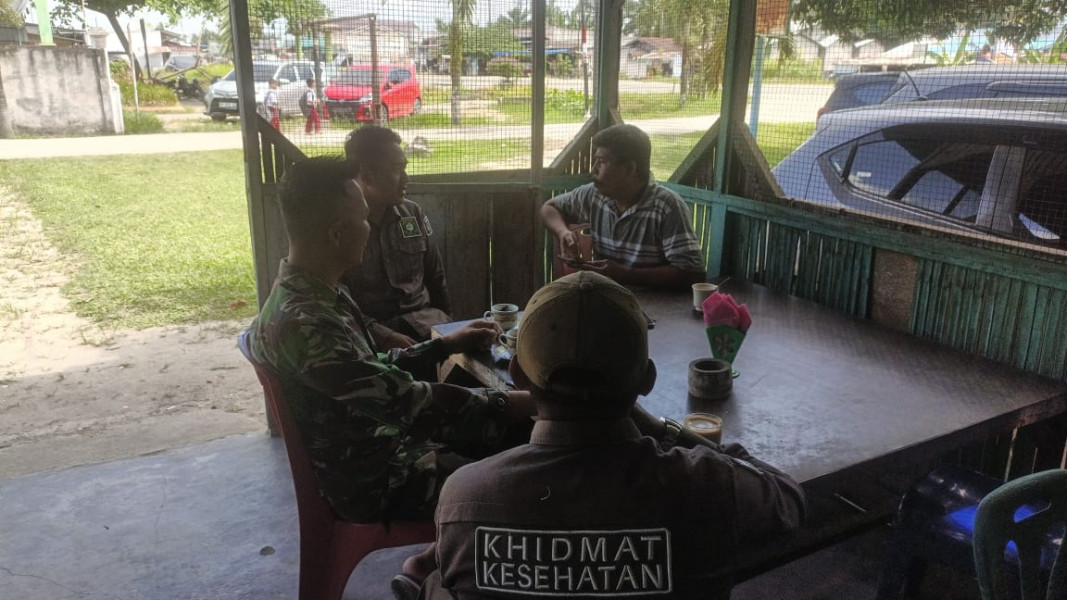 Dengan Mengedepankan Dialog Terbuka, Serka Tomy Mike Temui Masyarakat