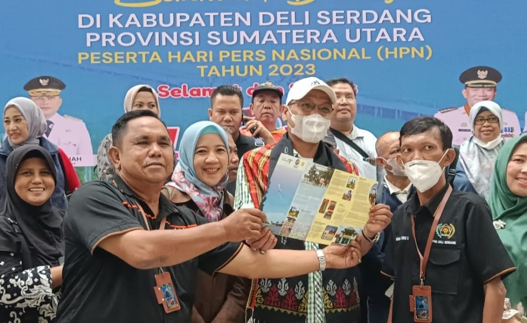 HPN 2023, Kedatangan Ketua PWI Lampung Disambut Dua Selendang Ulos