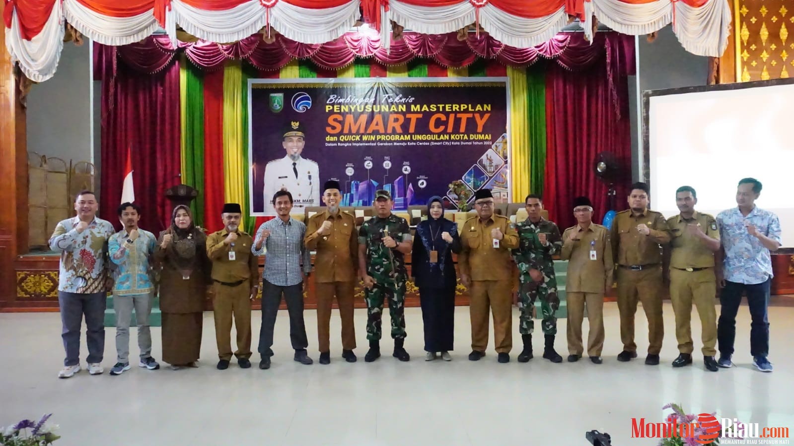 Wali Kota Buka Bimtek Smart City dan Quick Program Unggulan Dumai