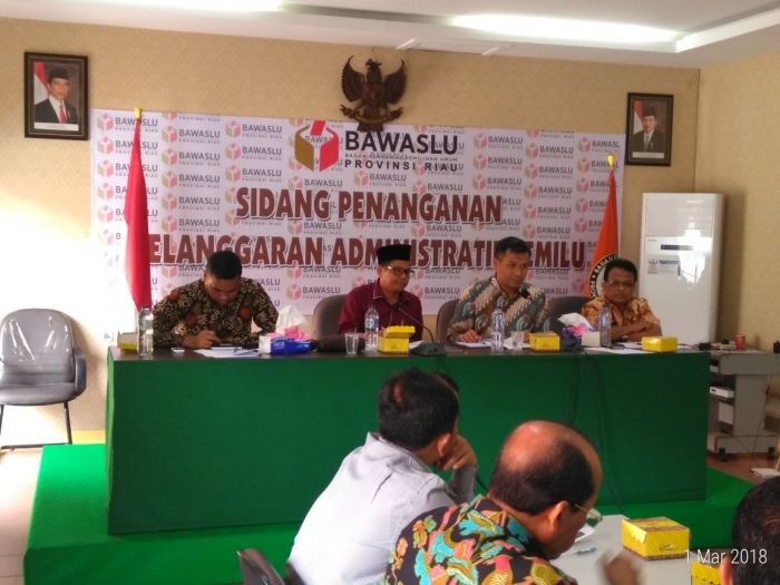 Bawaslu Minta Bantuan Satpol PP Riau Tertibkan APK Paslon