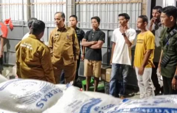 Pj Bupati Herman Tinjau Ricemilling/Penggilingan Padi Masyarakat Gapoktan Bina Tani