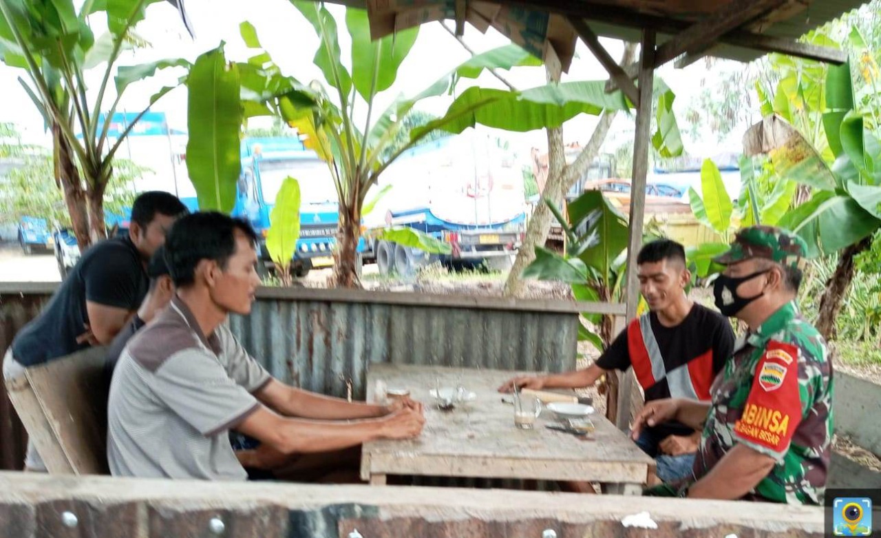 Cegah Covid-19, Serma Zul Efendi Lakukan Sosialisasi