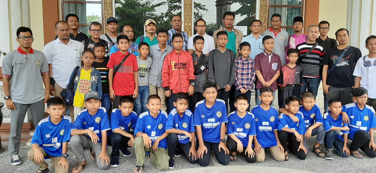 Wakil Ketua ASKOT PSSI Dumai Lepas Tim U-12 ke Bangkinang