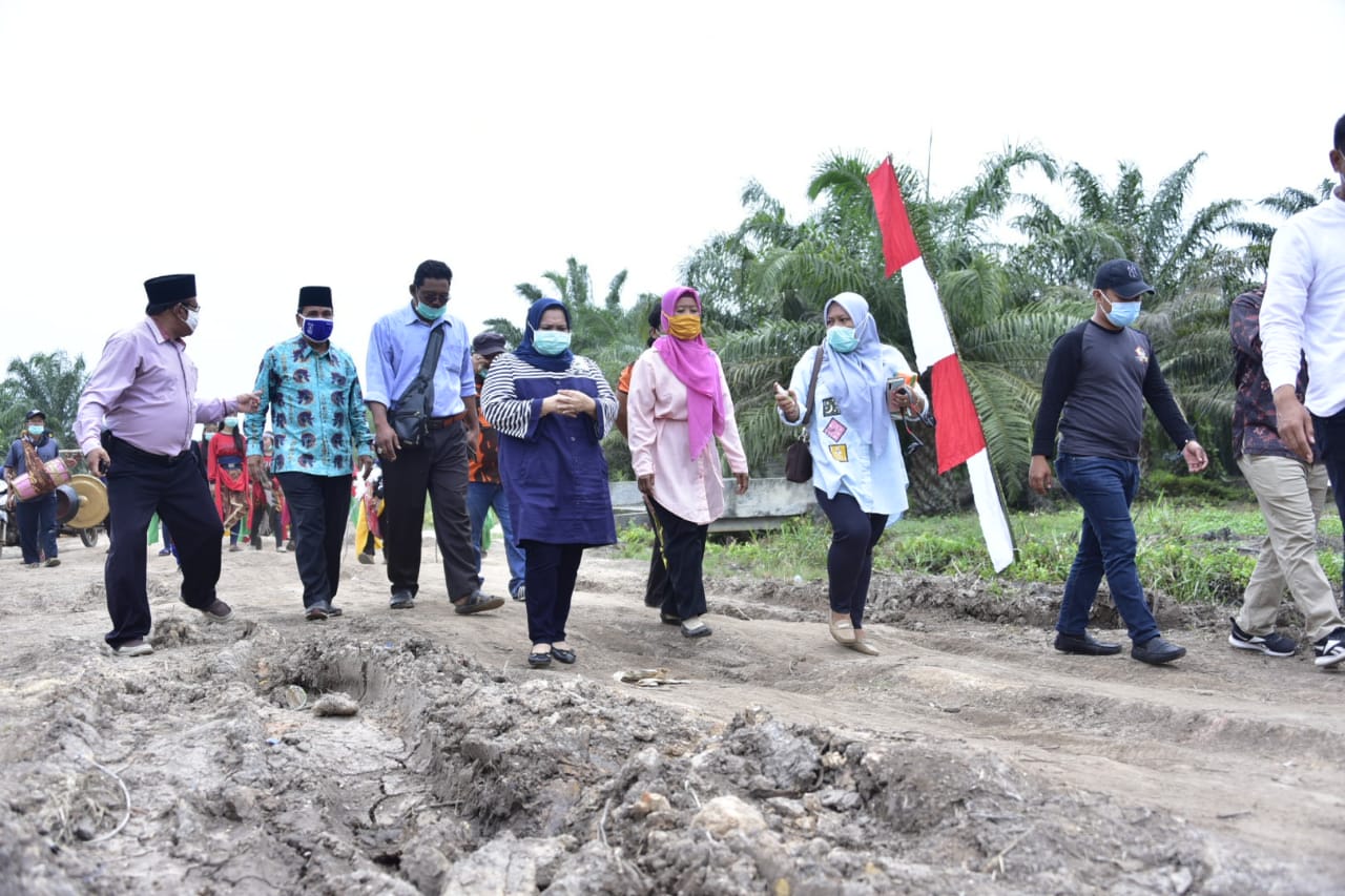 Kampanye Dialogis Calon Bupati Bengkalis, Masyarakat Bandar Jaya Curhat ke Kasmarni
