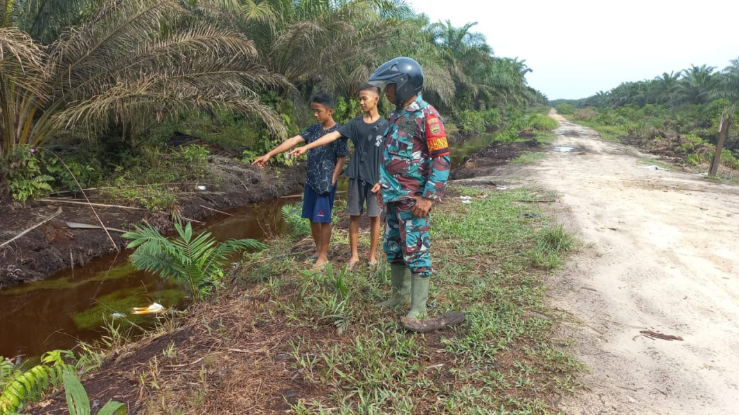 Meminimalisir Potensi Karhutla, Serka Aslim Lubis Laksanakan Patroli