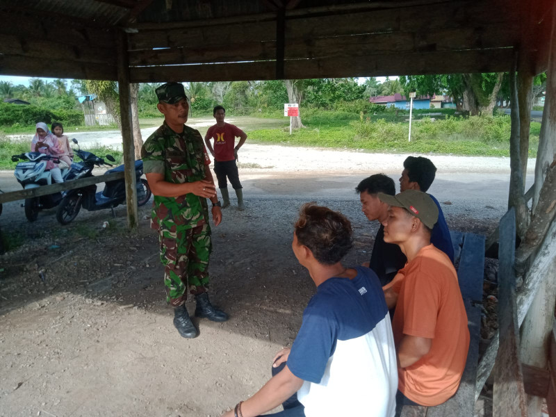 Tanamkan Nilai-nilai Pancasila, Ini Yang Dilakukan Oleh Serda K.Sinaga