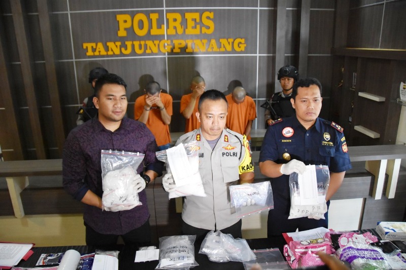 Polres Tanjungpinang menggelar Konferensi Pers Tindak Pidana Narkotika