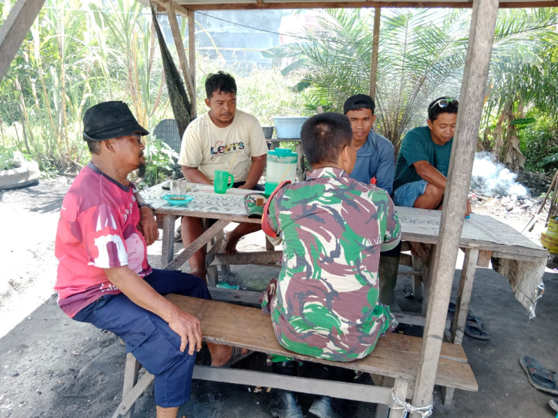 Babinsa Serda Bambang Irwanto Laksanakan Komsos