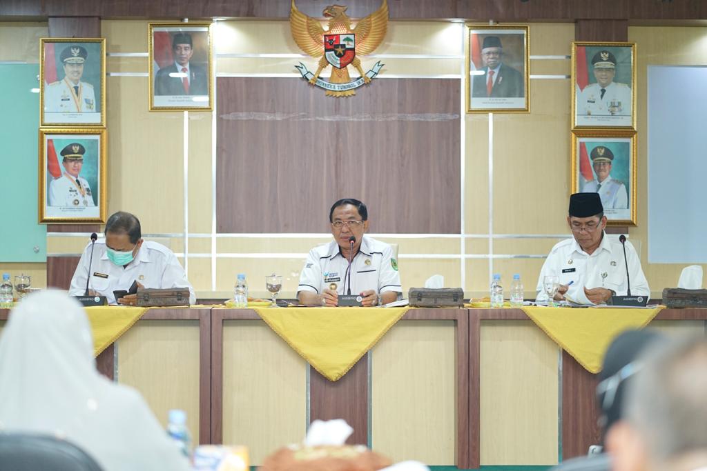 Bupati Inhil Minta Disdik Segera Proses Gaji Guru Bantu Provinsi