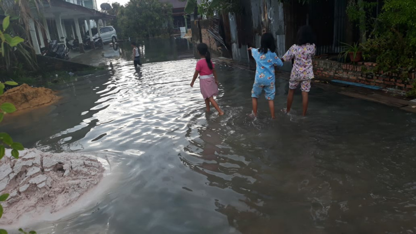 Banjir Menjadi Langganan di RT 18 Kelurahan Rimba Sekampung