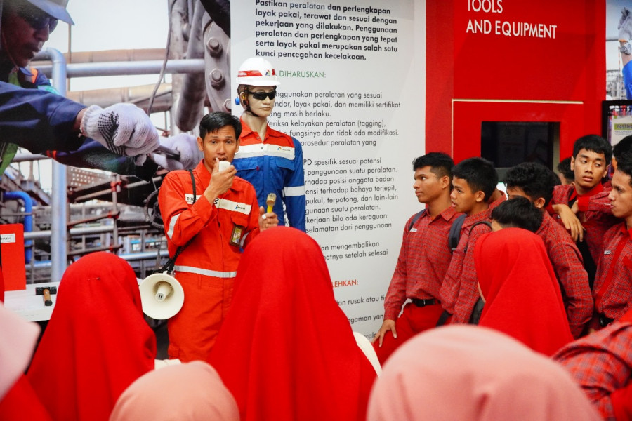 Sharing Terkait Pengolahan dan Distribusi BBM, PT KPI Unit Dumai Terima Kunjungan SMA IT Abdurrab Pekanbaru