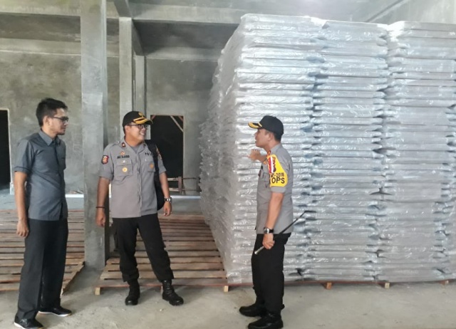 Kapolres Rohil Tinjau Gudang Logistik Pemilu 2019