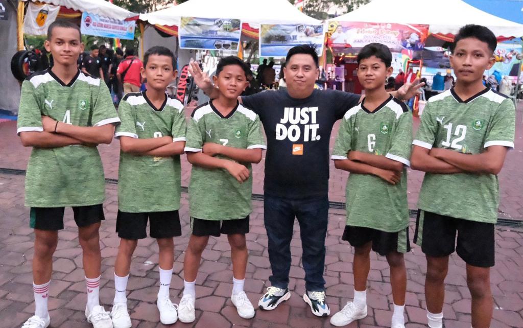 Motivasi Atlit Takraw, Ketua PSTI Bengkalis Hadir di Stand Expo Sport KONI