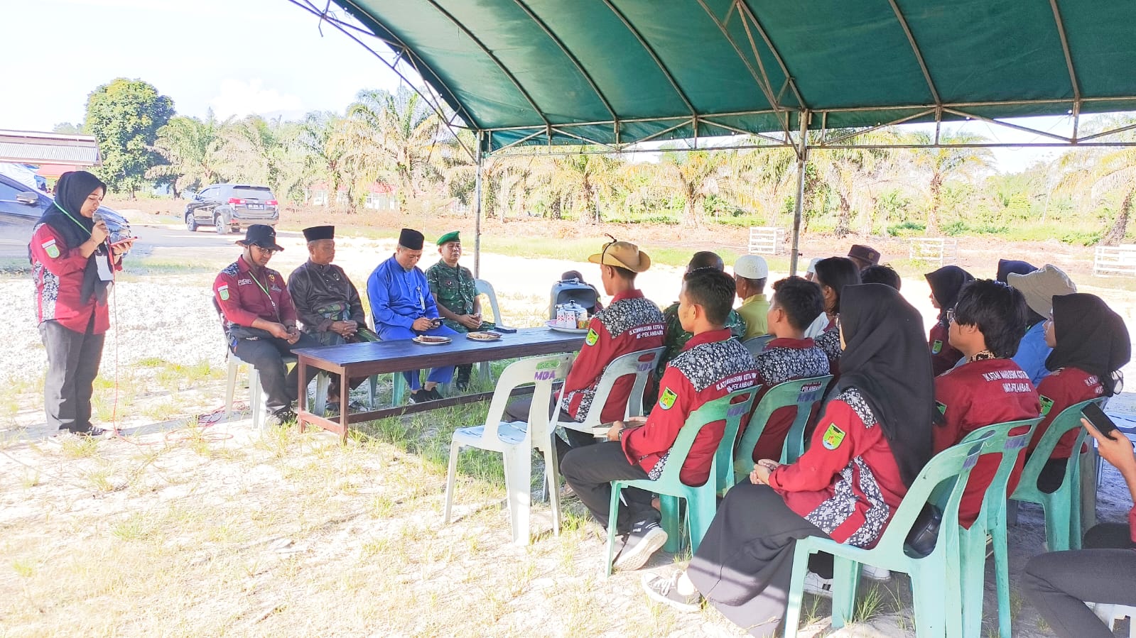 Danramil PWK 04 Hadiri Giat Kemah Bhakti Mahasiswa Periode 2022-2023