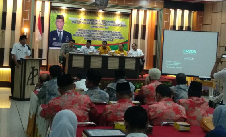Pj Bupati Inhil Imbau Forum Komite SMA dan SMK serta SLB Negeri Koordinasi dengan Sekolah