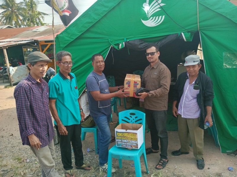 LHMB Dumai Serahkan Bantuan untuk Korban Bencana Sumatera