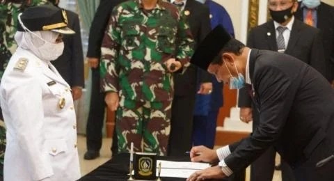 Gubernur Kepri Lantik Rahma sebagai Walikota Tanjungpinang