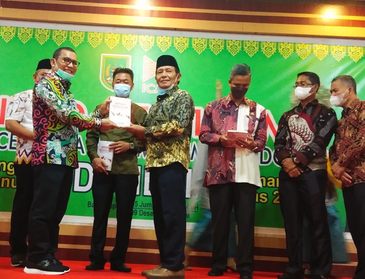 Milad Ke 31 ICMI Rohil Bagikan Sembako dan Santuni Anak Yatim
