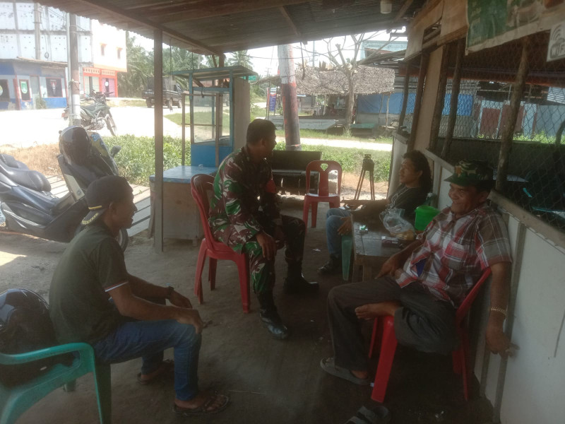 Sertu Afnal Berikan Sosialisasi Guna Cegah Kejahatan di Lingkungan Masyarakat