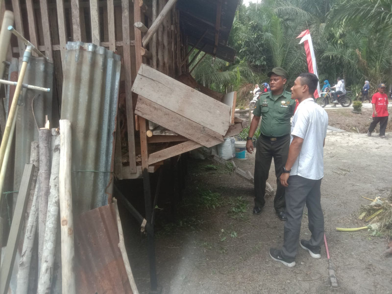 Upaya Sertu Afnal Untuk Mencegah PMK di Wilayah Binaannya