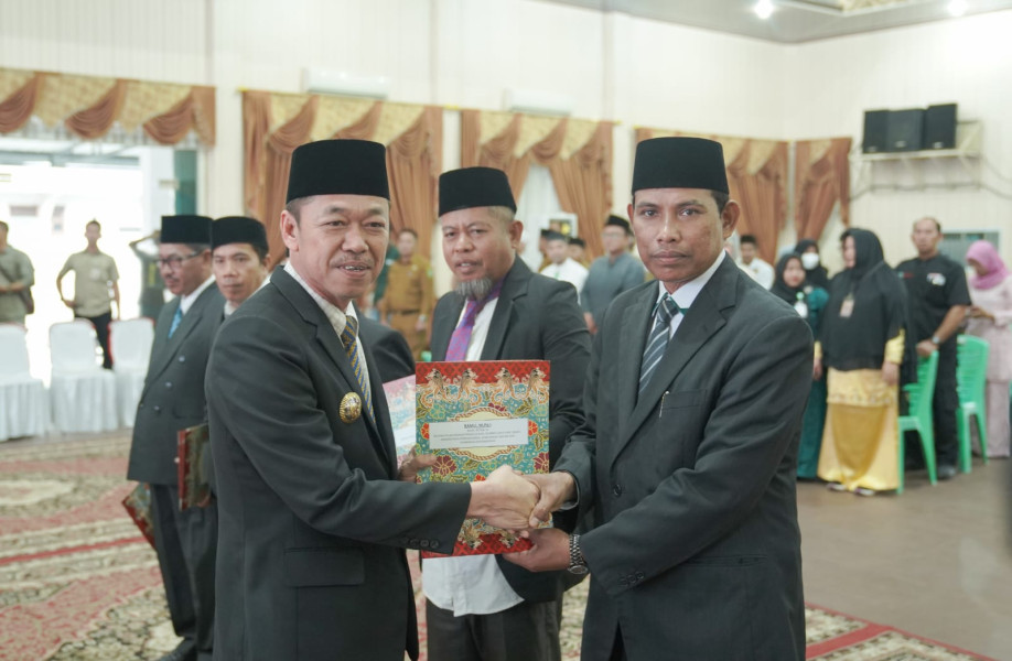 Bupati Afrizal Sintong, SIP Lantik Ketua dan Pengawas Baznas Rohil