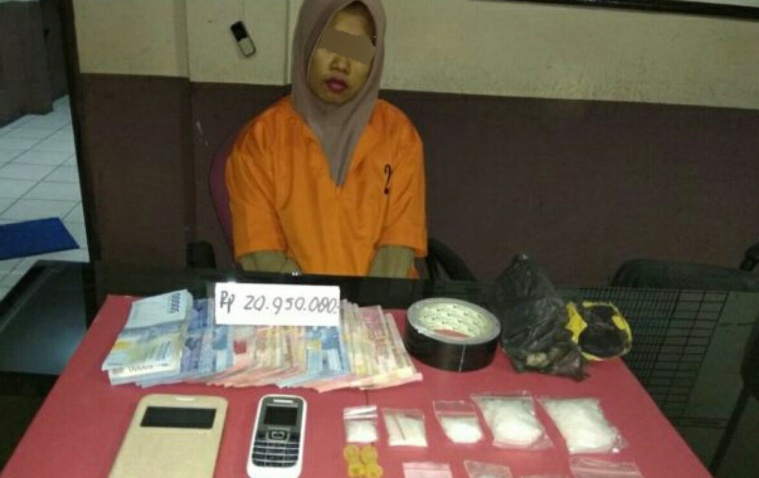 Residivis Wanita Ini Dibekuk Transaksi Narkoba