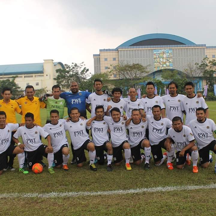 Tim Sepakbola dan Futsal PWI Riau Tryout ke Malaysia
