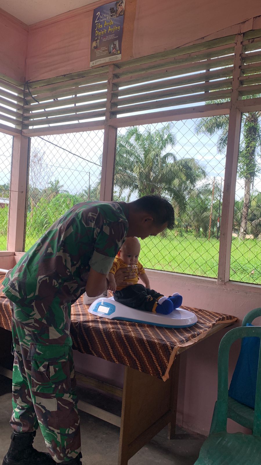 Serka Tomy Mike Dampingi Giat Posyandu