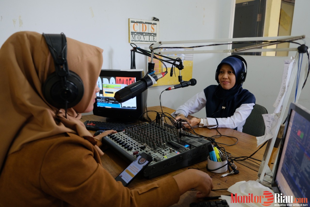 BPOM Dumai Berikan Informasi Keamanan Pangan Melalui Talkshow di Radio